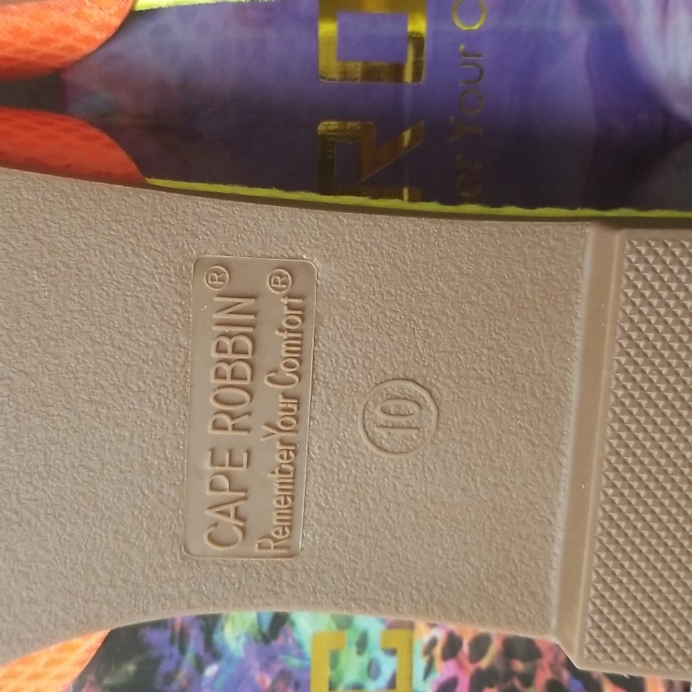 Sandal - Picture 5 of 8